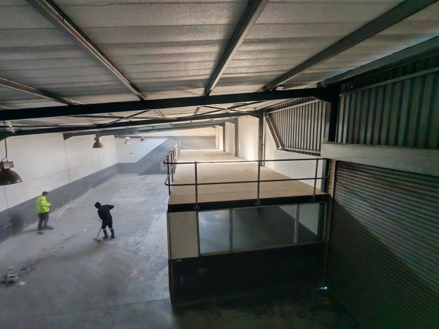 To Let Commercial Property for Rent in Somerset West Business Park Western Cape